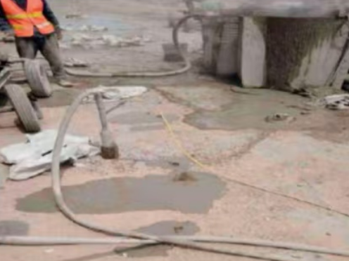 顺昌水泥混凝土路面板底注浆技术 路面脱空注浆整治方案